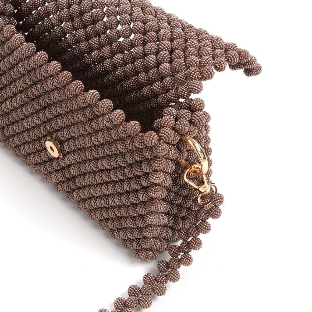 Сумка з коричневих намистин ожин 10мм (31895) 3