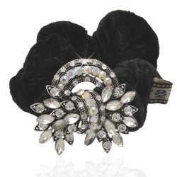 Велюровая резинка для волос с украшением (10118)