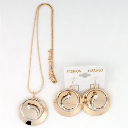 Набір із сережок та підвіски на шию золотистий (8598)