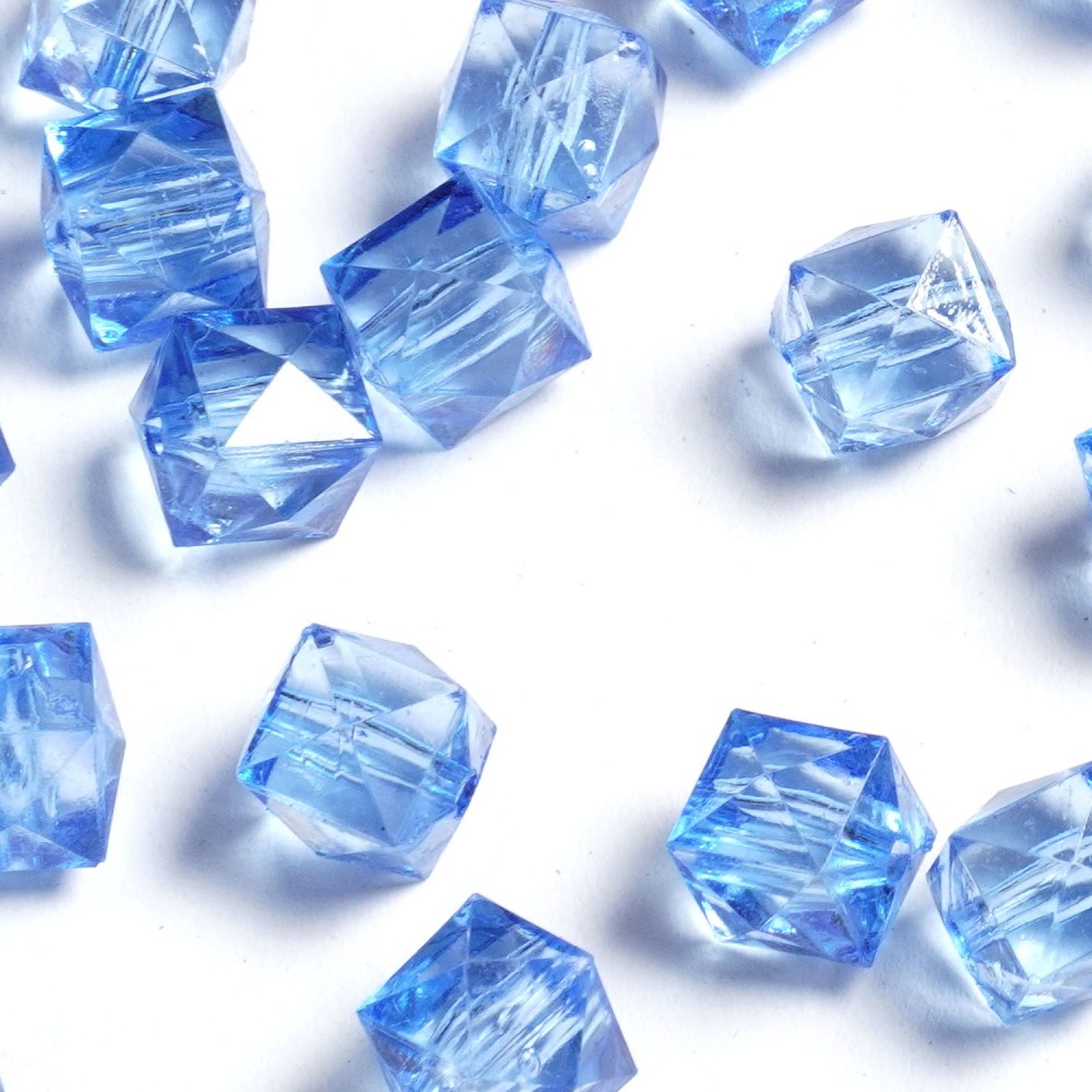 Набор бусин кубиков 10мм 575шт 250г голубой (30433) 2